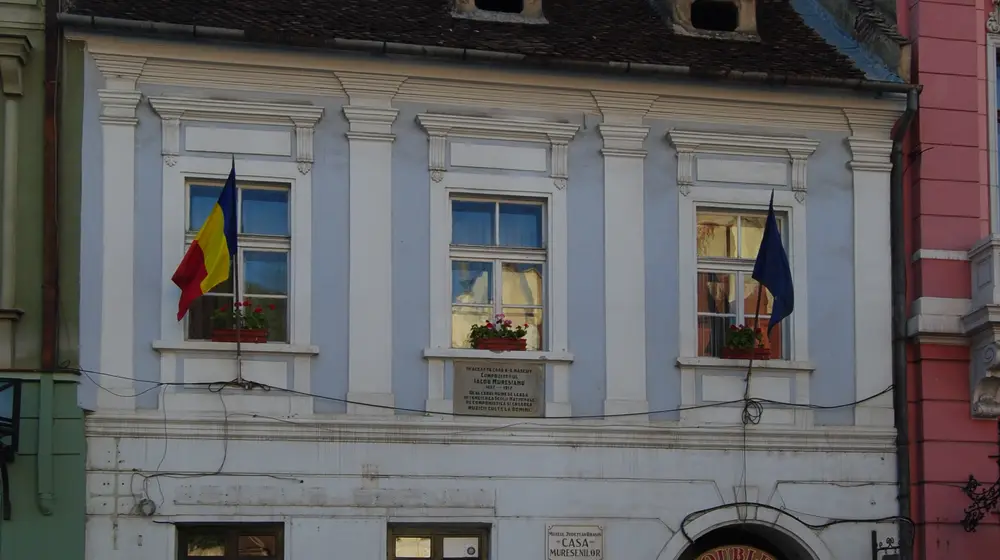 Casa Mureșenilor - Casa unei familii, sufletul Pieței Sfatului din Brașov