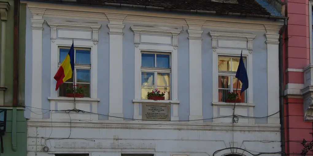 Casa Mureșenilor - Casa unei familii, sufletul Pieței Sfatului din Brașov